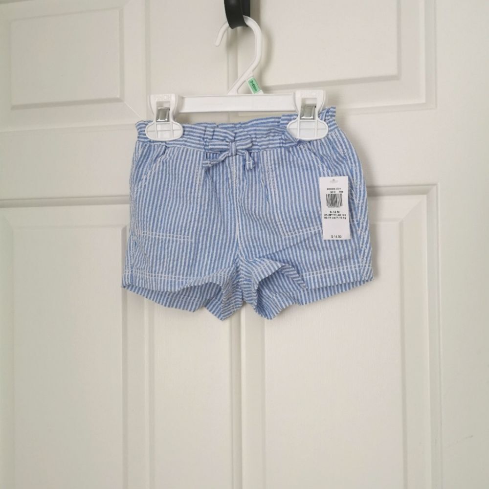 2/$20 BNWT Old Navy Striped shorts size 6-12 m
